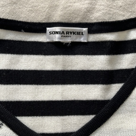 Stylish Long sleeve Sonia Rykiel (Zebra-like) pattern blouse. - Picture 6 of 7